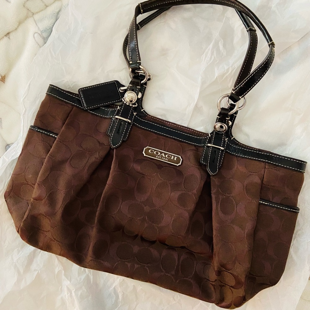 BRAND NEW Coach Purse Authentic